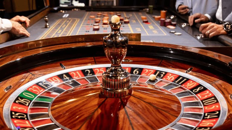 Trò chơi slot nổ hũ đa dạng tại qq8827 cho người chơi Việt